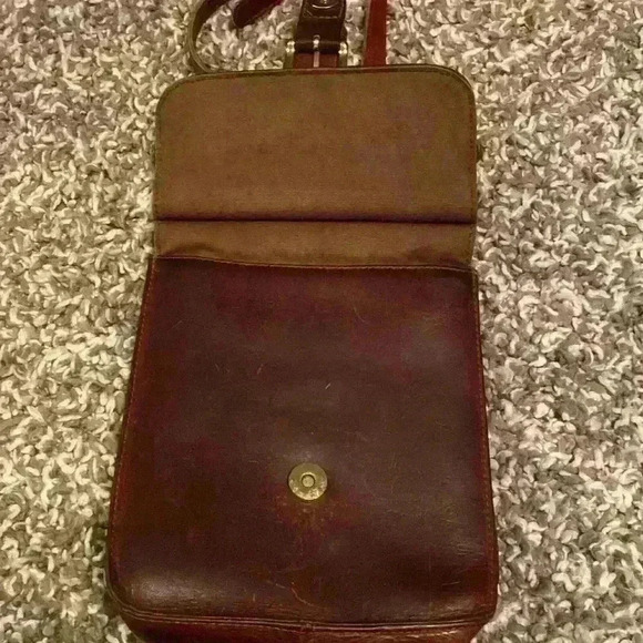 Vintage G.H. Bass & Co. Brown Leather Crossbody Bag 90s Y2K Classic Academia - Picture 5 of 16